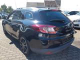 Renault Megane III Grandtour BOSE Edition 2,0 *Automatik - Renault Megane mit Benzin-Antrieb: Kombi, 2.0