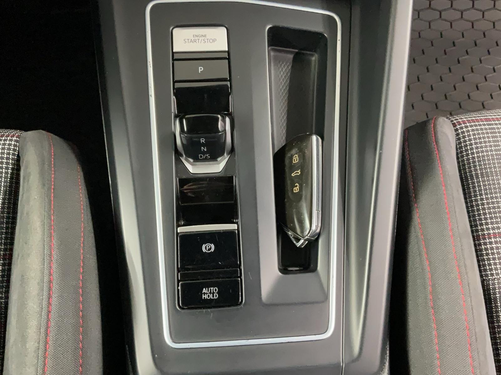 Volkswagen Golf GTI 2.0 TSI 180KW 7-G DSG Black ACC Kam. LE, миниатюра 13