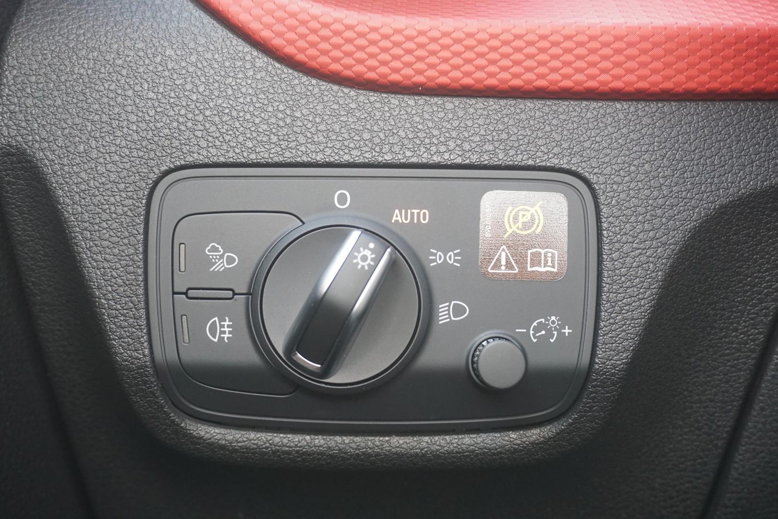Audi Q2 1.4 TFSI S-Line LED Navi B&O Virtual Cockpit