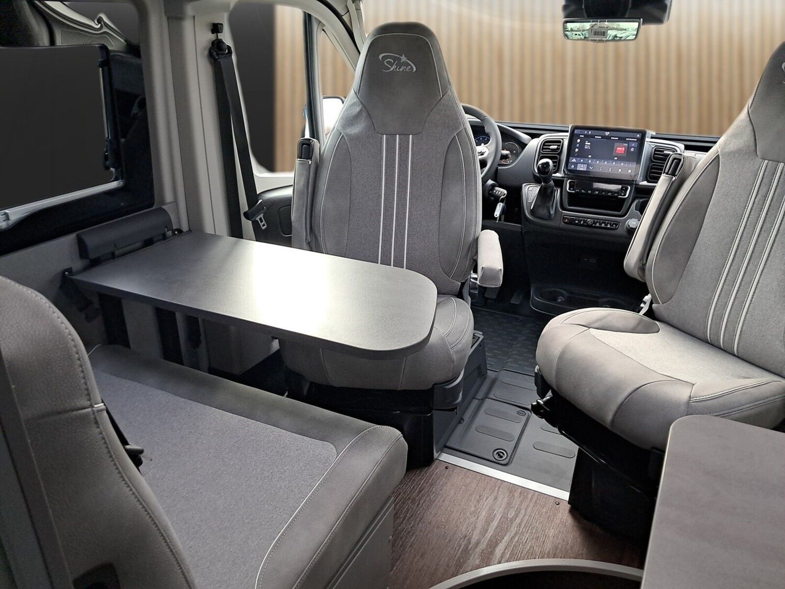 Fahrzeugabbildung Pössl Summit Shine 540 Citroen 140 PS Lithium,Solar