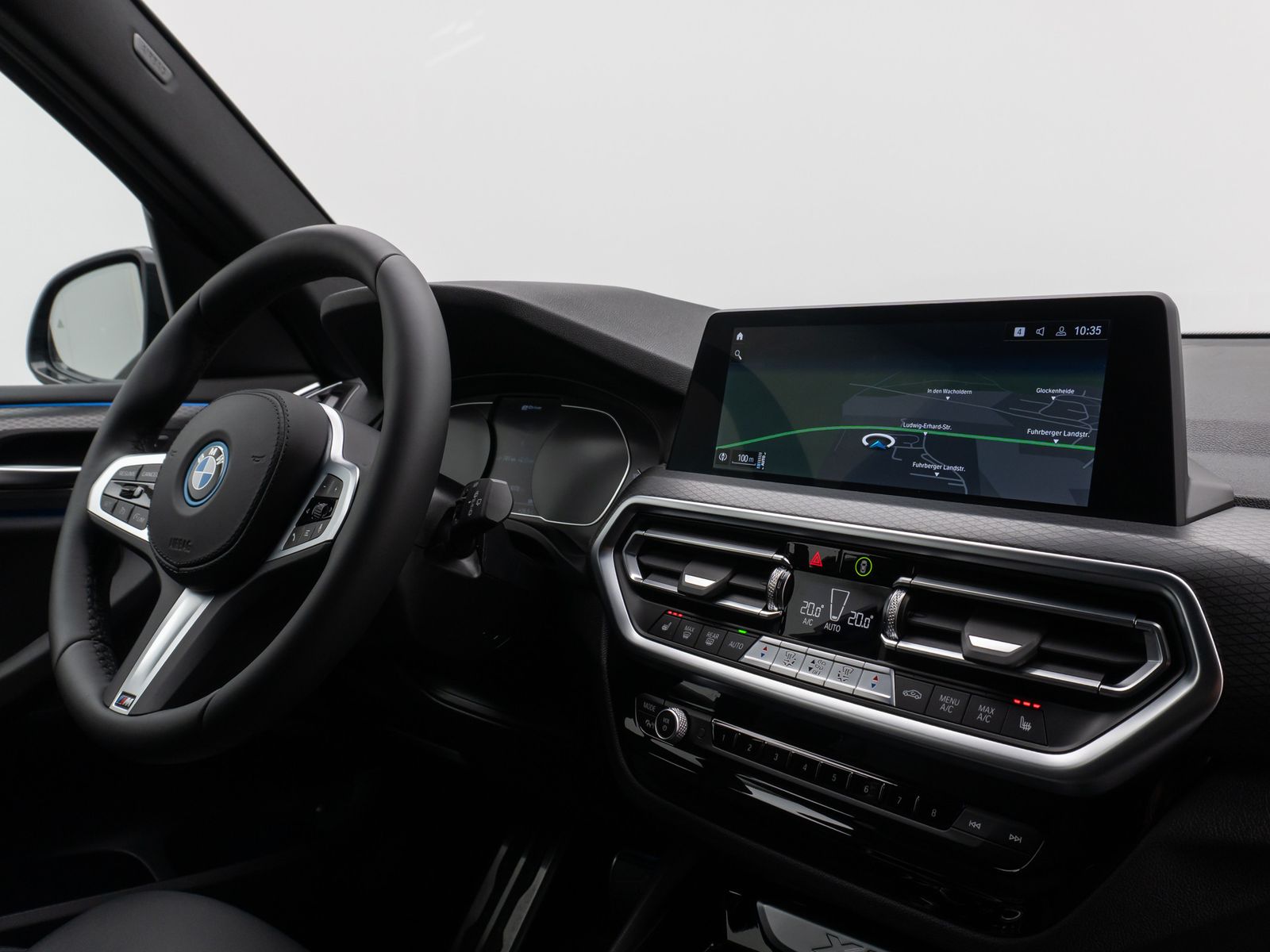 Fahrzeugabbildung BMW X3 xD30e M Sport Kamera DAB DrivAssis LED 20Zoll