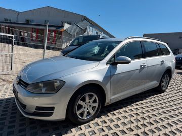 Volkswagen Golf - 3