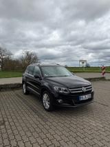 Volkswagen Tiguan 2.0 TSI DSG 4MOTION Sport & Style - VW Tiguan von privat
