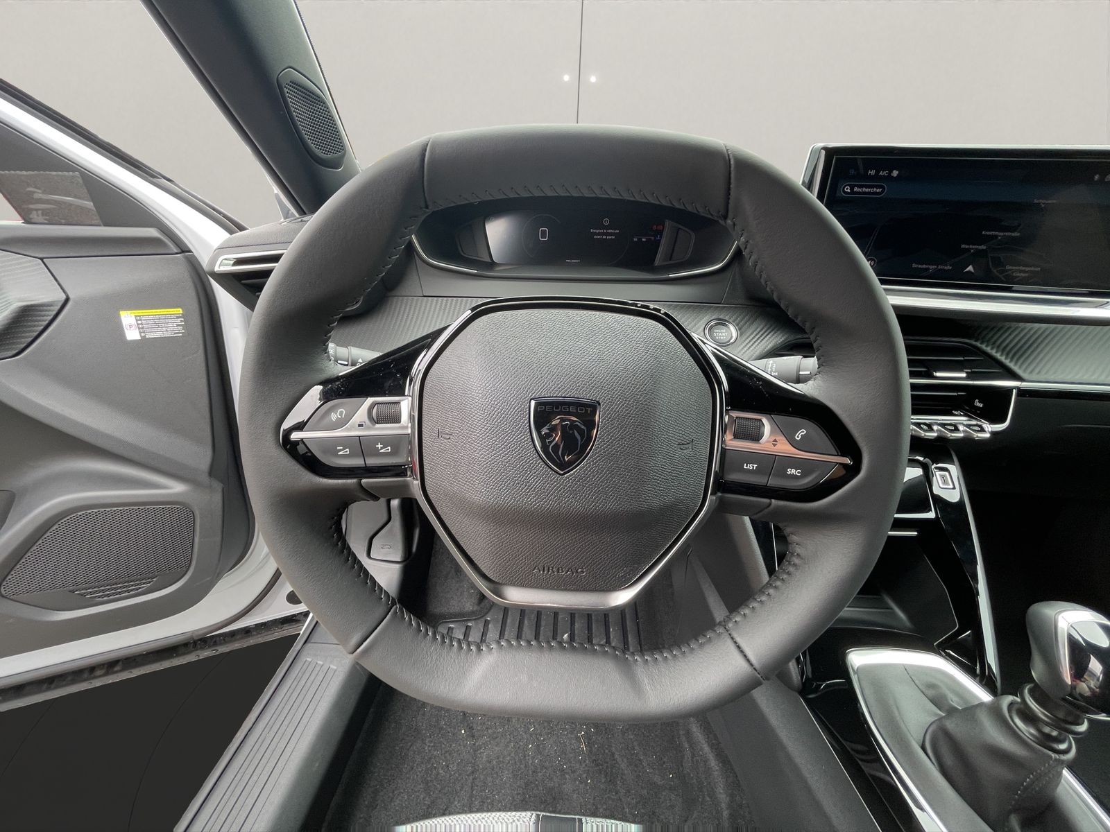 Peugeot 2008 - Bild 9