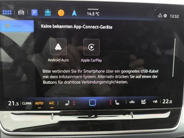 Fahrzeugabbildung Volkswagen Golf VIII 1.5 TSI Enegy LED NAVI AHK CLIMATRONIC