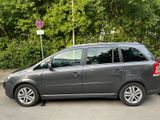 Opel Zafira 1.8. 16V Sport 7 Sitzer - Opel Zafira: 16 16v