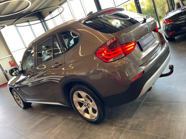 BMW X1 sDrive 18d *NAVI*BI-XENON*AHK*TEMPOMAT*SZ.HZ.