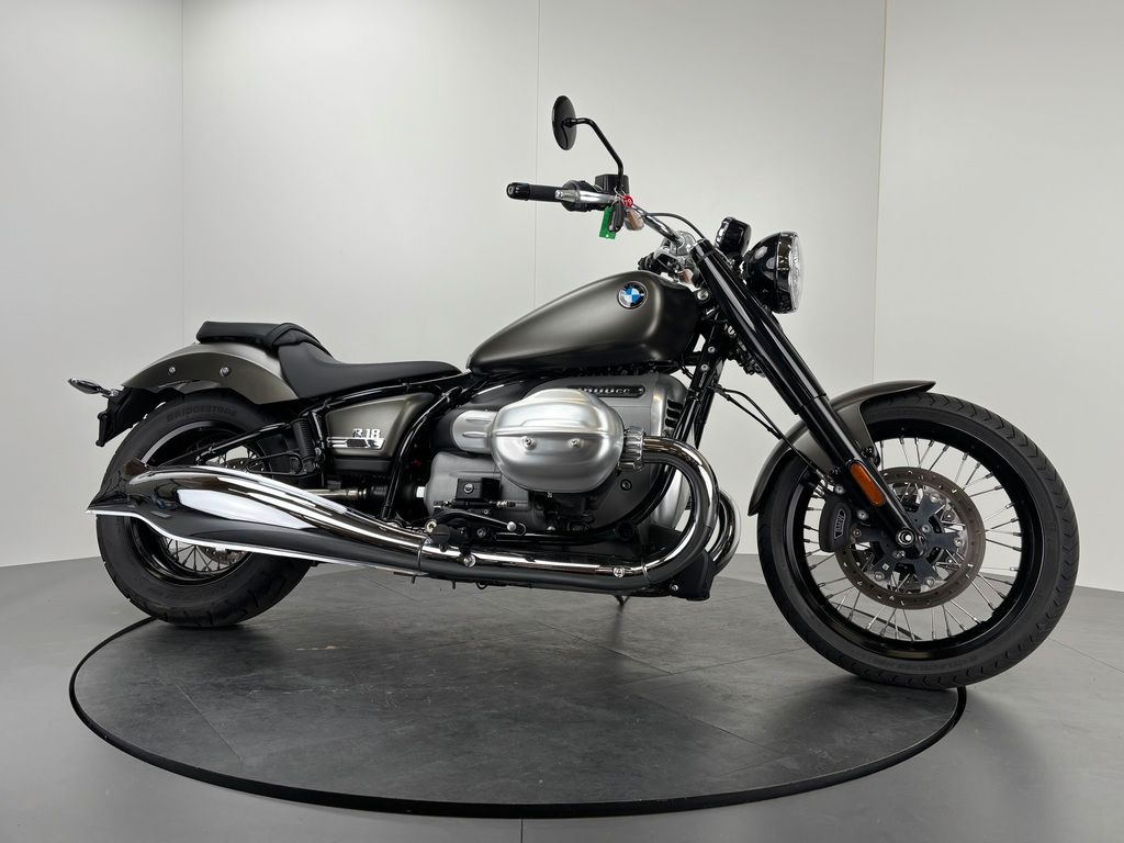 Fahrzeugabbildung BMW R18 *NEUWERTIG *MANHATTAN