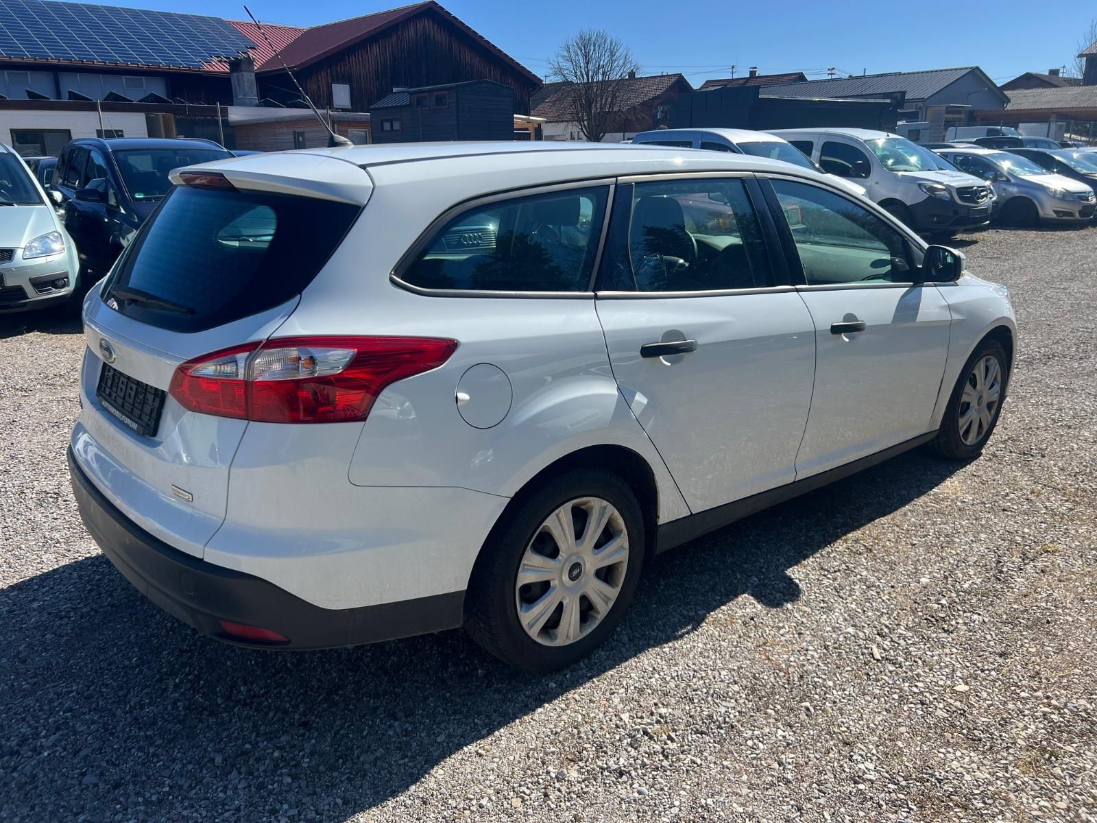 Ford Focus 2014 — photo 6