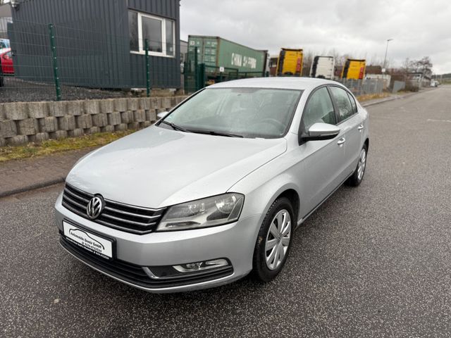 Volkswagen Passat 1.6 TDI Trendline BlueMotion +  6 Gang