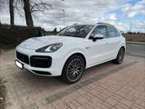Porsche Cayenne E-Hybrid Platinum Edition APPROVED 