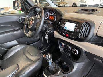 Fiat 500L Trekking *PANORAMAGLASDACH*NAVI*VOLLLEDER*