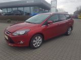 Ford Focus Turnier 1.6 Titanium 4 WKR AHZV BLUET - Ford Focus aus 2012: Titanium