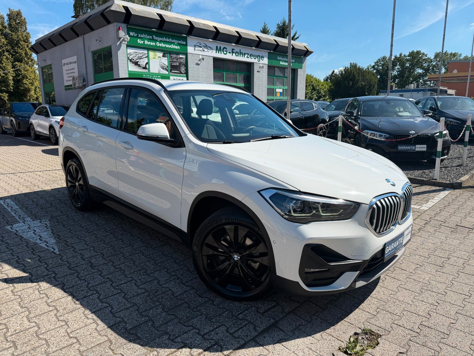 Fahrzeugabbildung BMW X1 sDrive 18 i NAVI LED KAMERA AUTOMATIK 8-FACH