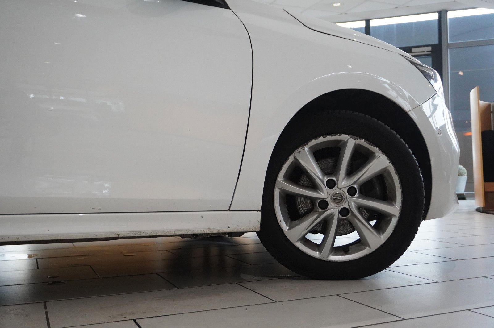 Fahrzeugabbildung Opel Corsa F 1.2T ELEGANCE NAVI/LED/KAMERA/VIRT/SPORT