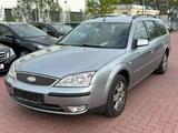 Ford Mondeo 2,0 Turnier Ghia*Klimaautomat*SHZ*PDC*AHK - Ford Mondeo aus 2004: Kombi