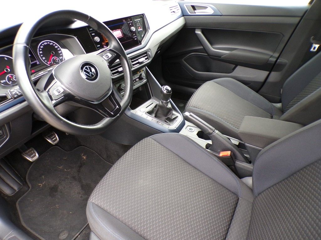 Fahrzeugabbildung Volkswagen Polo 1.0 TSI United United *Navi*SHZ*Rückfahrkam