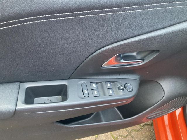 Opel CORSA GS LINE 5T 1.2 AT8 SS