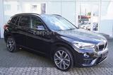BMW X1 xDrive 20 d Sport Line Automatik/HuD/H&K/Pano - BMW X1 in Kassel