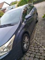 Toyota Avensis Combi Sol 1.8 Valvematic Sol - gebrauchte Toyota Avensis aus dem Jahr 2011