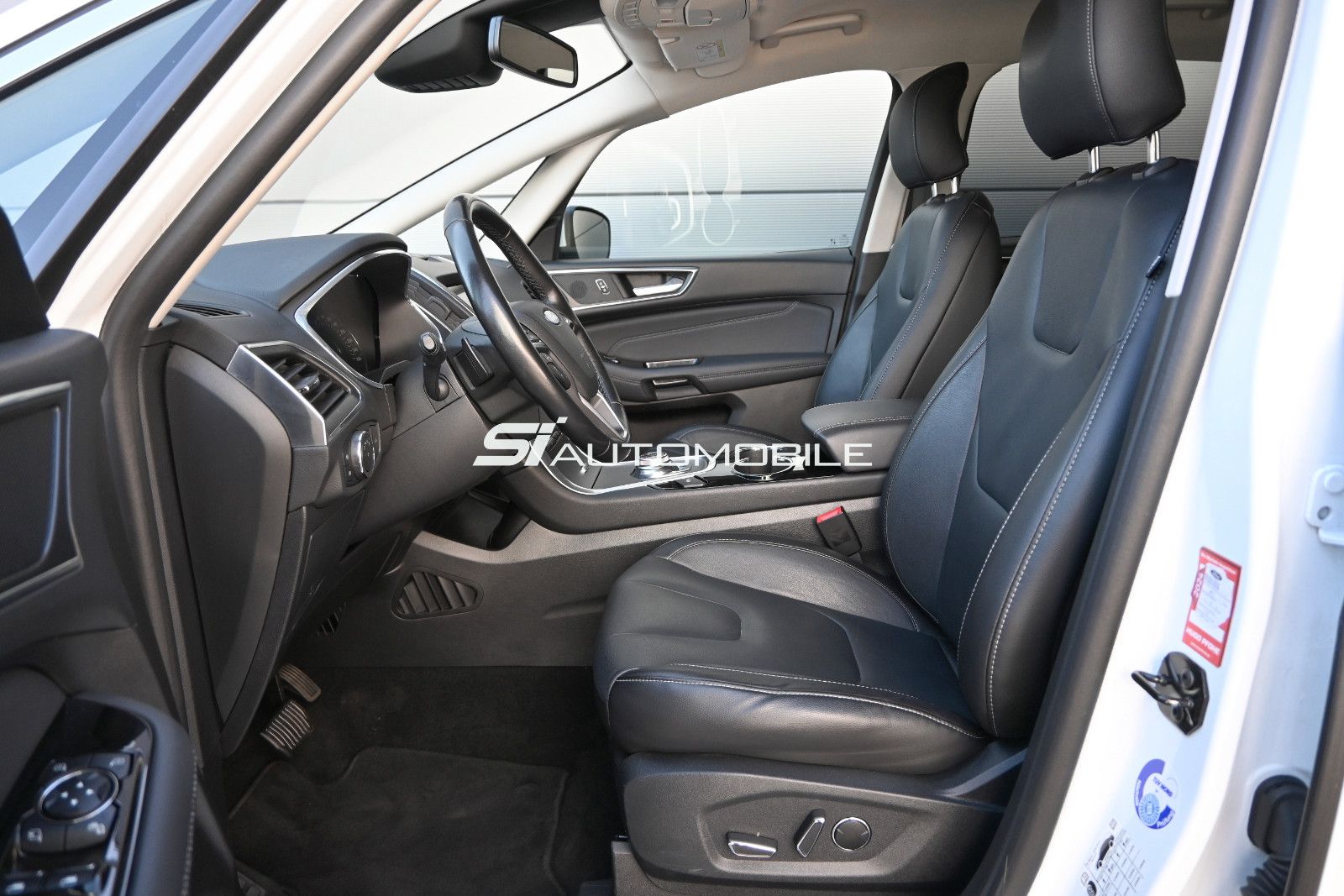 Fahrzeugabbildung Ford S-Max 2.0D EcoBlue Titanium °ACC°AHK°STANDHEIZ°