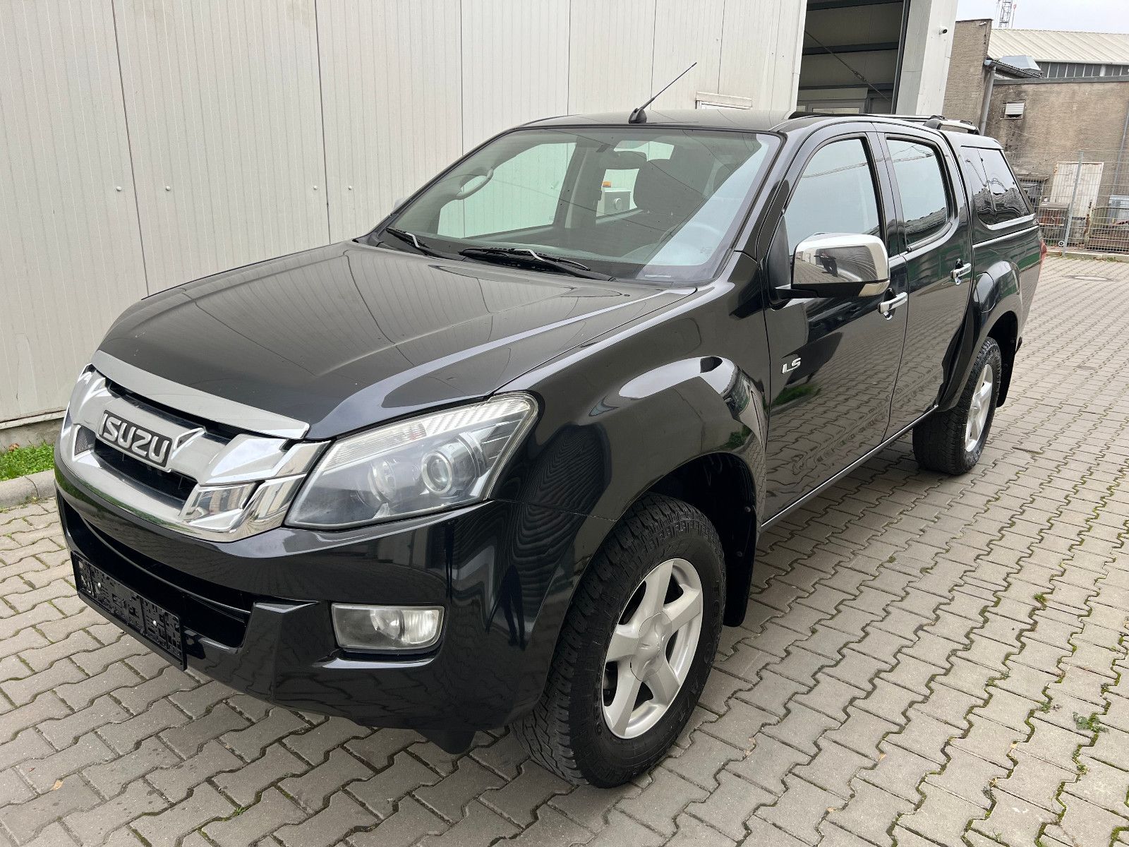 ISUZU D-Max