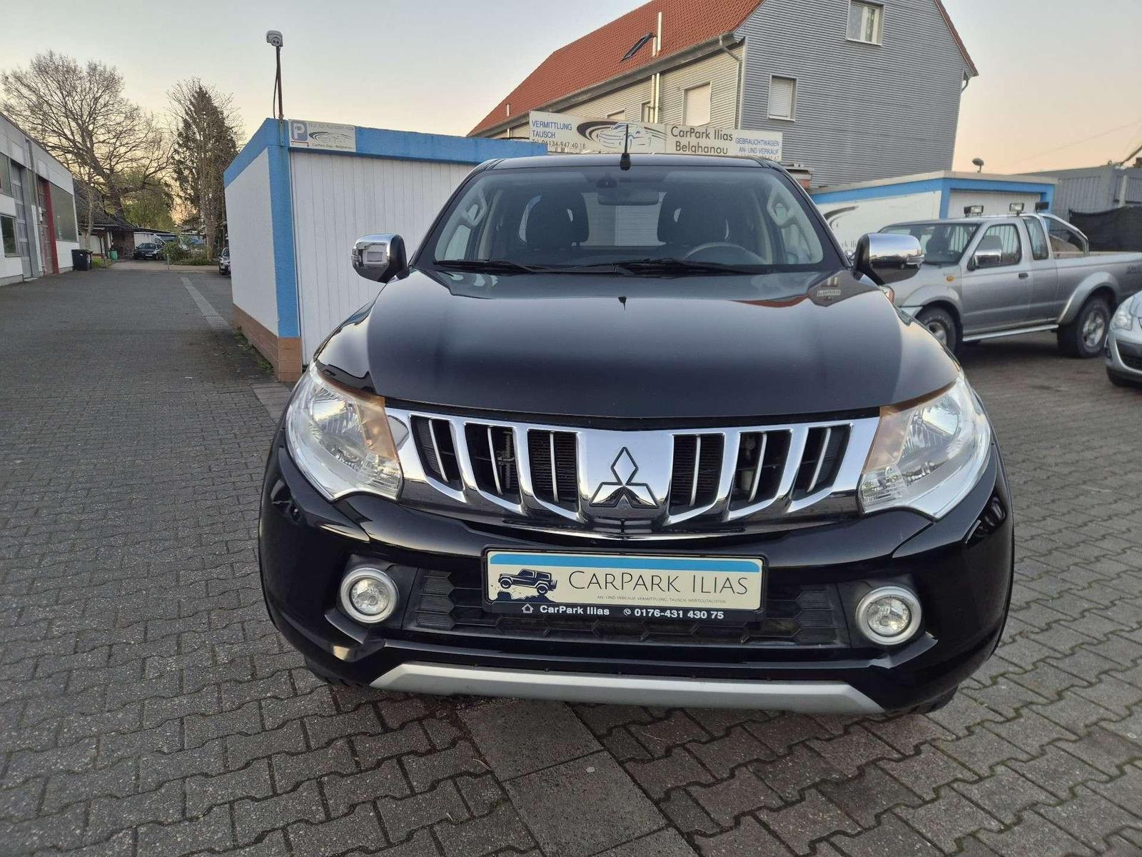Mitsubishi L200 Plus Club Cab 4WD *AHK 3.0 To. / Top Optik*