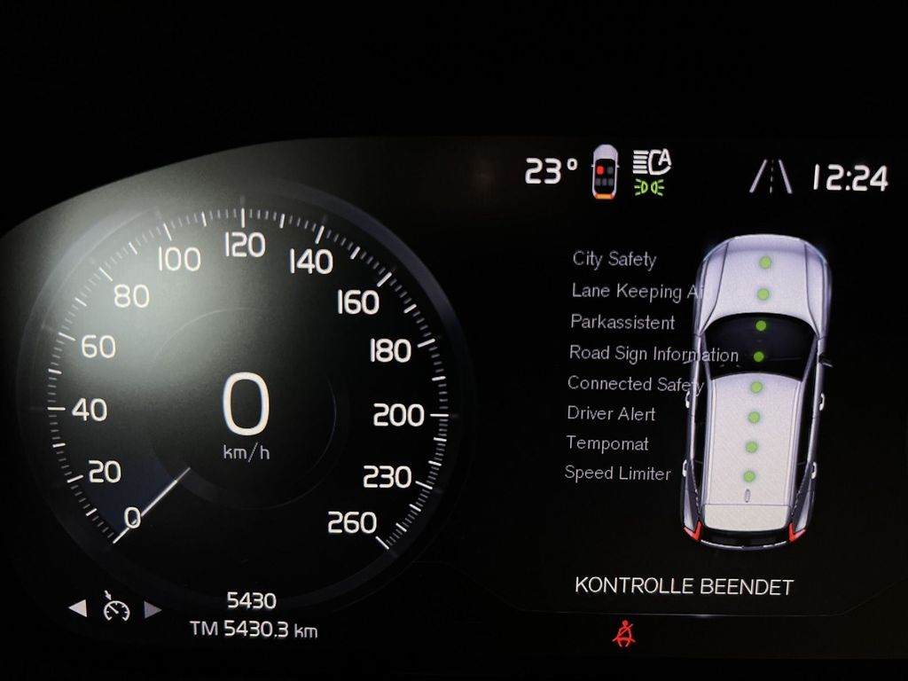 Volvo XC40 T3 Momentum Core Kamera LED WinterP Navi