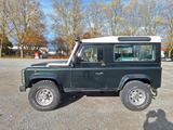 Land Rover Defender 90 SW - - Land Rover aus 1997
