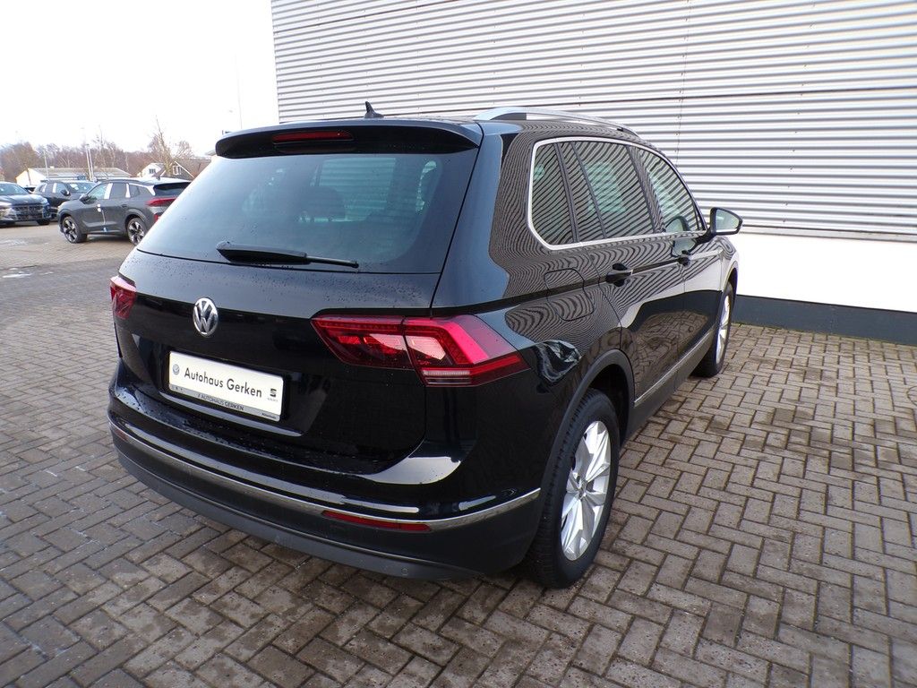 Fahrzeugabbildung Volkswagen Tiguan 2.0 TDI Highline BMT/Start-Stopp 4Motion