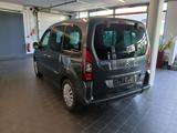 Citroën Berlingo Rollstuhlauto+behindertengerecht - Citroën Berlingo mit Gas-Antrieb