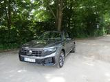 Volkswagen Touareg R-Line 3.0 TDI DSG AHK PANO DYNAUDIO IQ. - Volkswagen: TDI