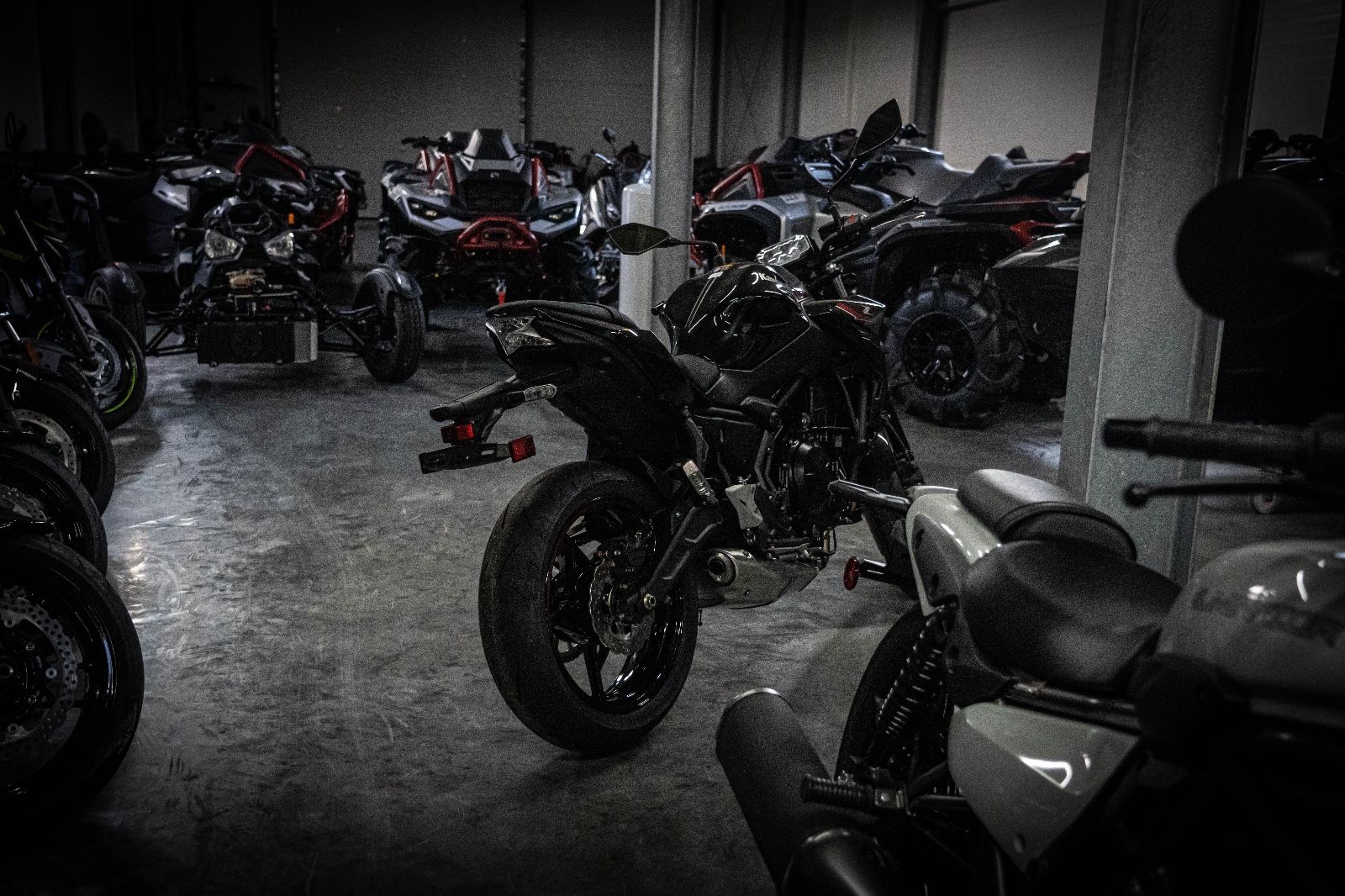 Fahrzeugabbildung Kawasaki Z650 Model 2025  4 Jahre Garantie