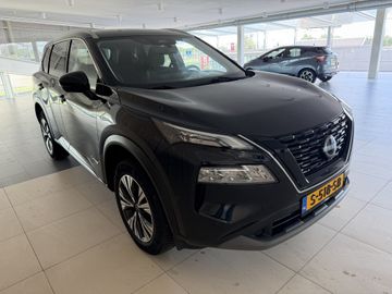 Nissan X-Trail - 2
