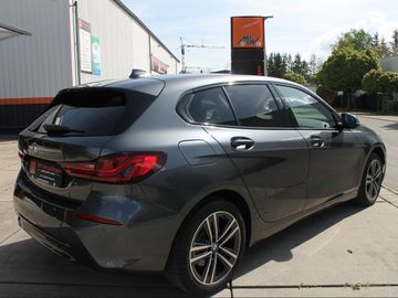 Fahrzeugabbildung BMW 118i Steptronic Sport Line LED Temp. NAVI PDC BT