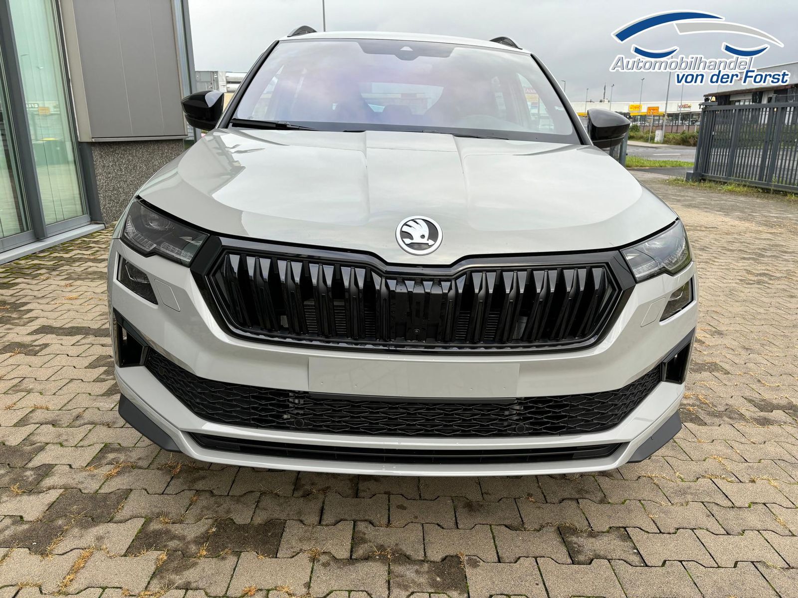Skoda "Sportline" LIEFERUNG KOSTENLOS! Angebot f. M... imagem 3