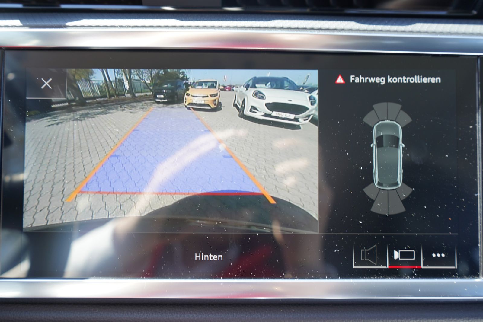 Audi Q3 35 TFSI S tronic AHK LED Virtual Cockpit Navi foto 24