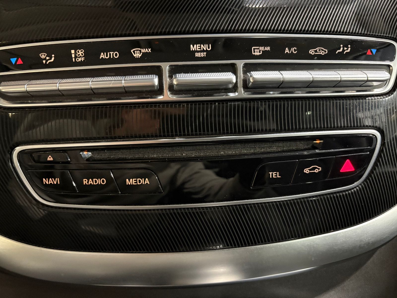 Fahrzeugabbildung Mercedes-Benz V 220d EDITION lang /8-SITZ/BURMESTER/KAMERA/