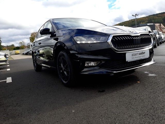 Fahrzeugabbildung Skoda Fabia Selection 1.0TSI LED PDC SHZ Klima