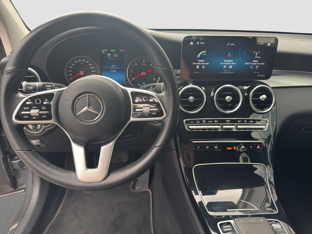 Fahrzeugabbildung Mercedes-Benz GLC 300 de 4MATIC OFF-Road-Exterieur*AHK*LED