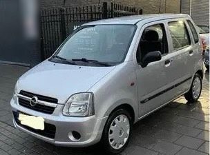 Opel agila Neu TÜV. Sparsames Auto