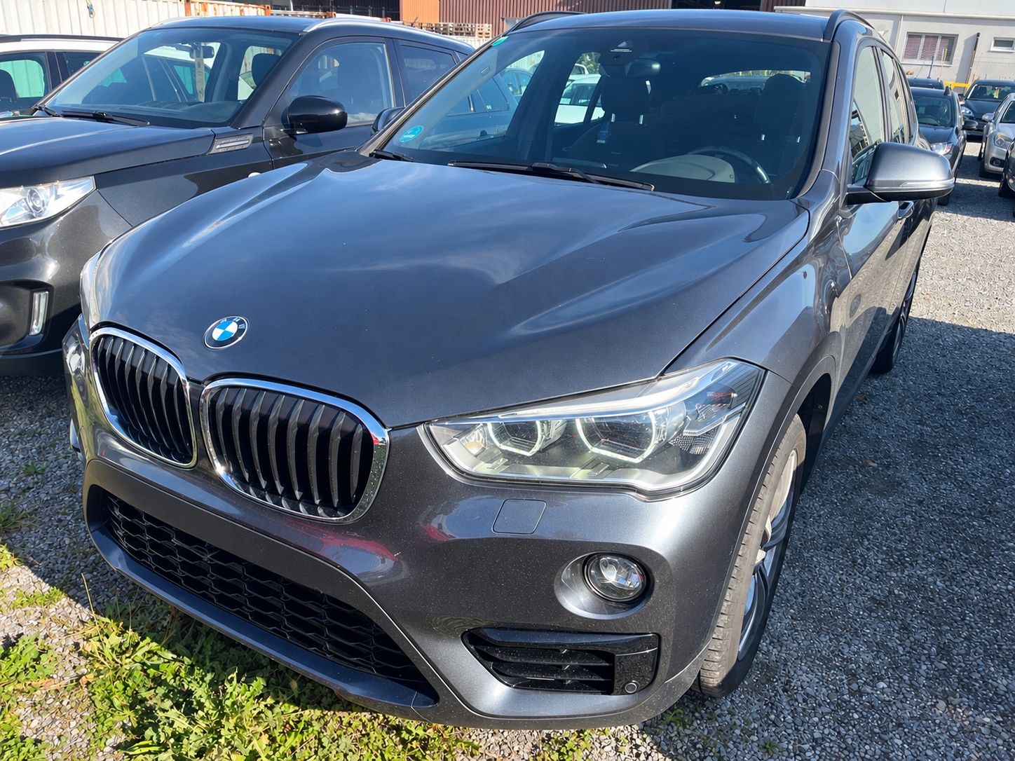 BMW X1 sDrive 18 i Sport Line*NAVI*KAMERA*SHZ*SR*WR*