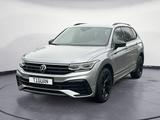 Volkswagen Tiguan Allspace R-Line 2,0 l TDI SCR 4MO TION 7- - silberne Volkswagen Tiguan Allspace