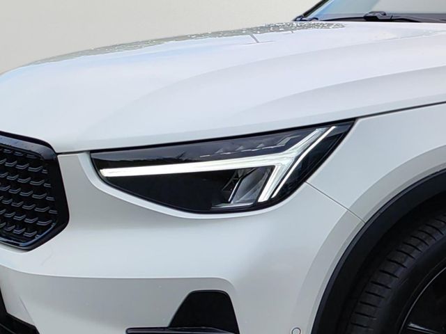 VOLVO XC 40 (Bild 9 von Array)