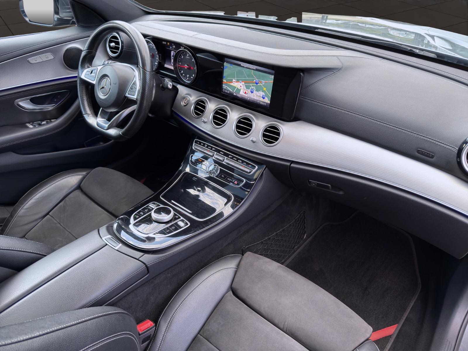Mercedes-Benz E 220d AMG 9G SHD MULTIB NAVI TOTW CAM TEMP