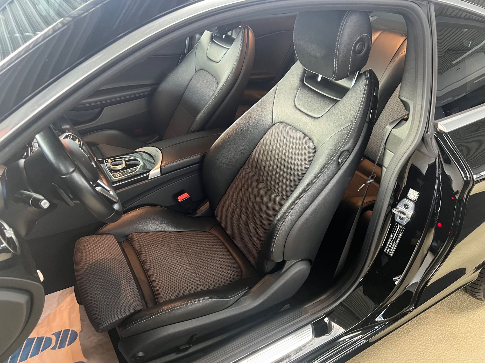 Fahrzeugabbildung Mercedes-Benz C 220 d Coupe * AMG FELGEN *