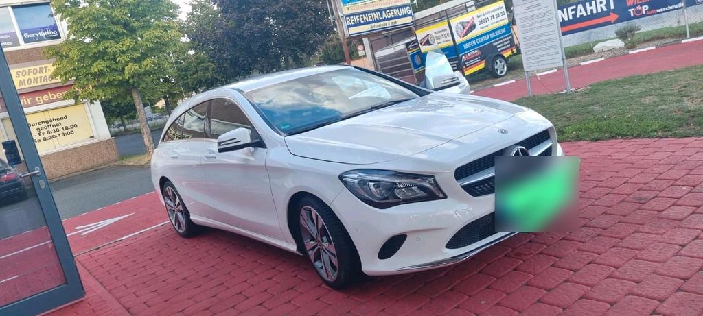 Image of Mercedes-Benz CLA 180