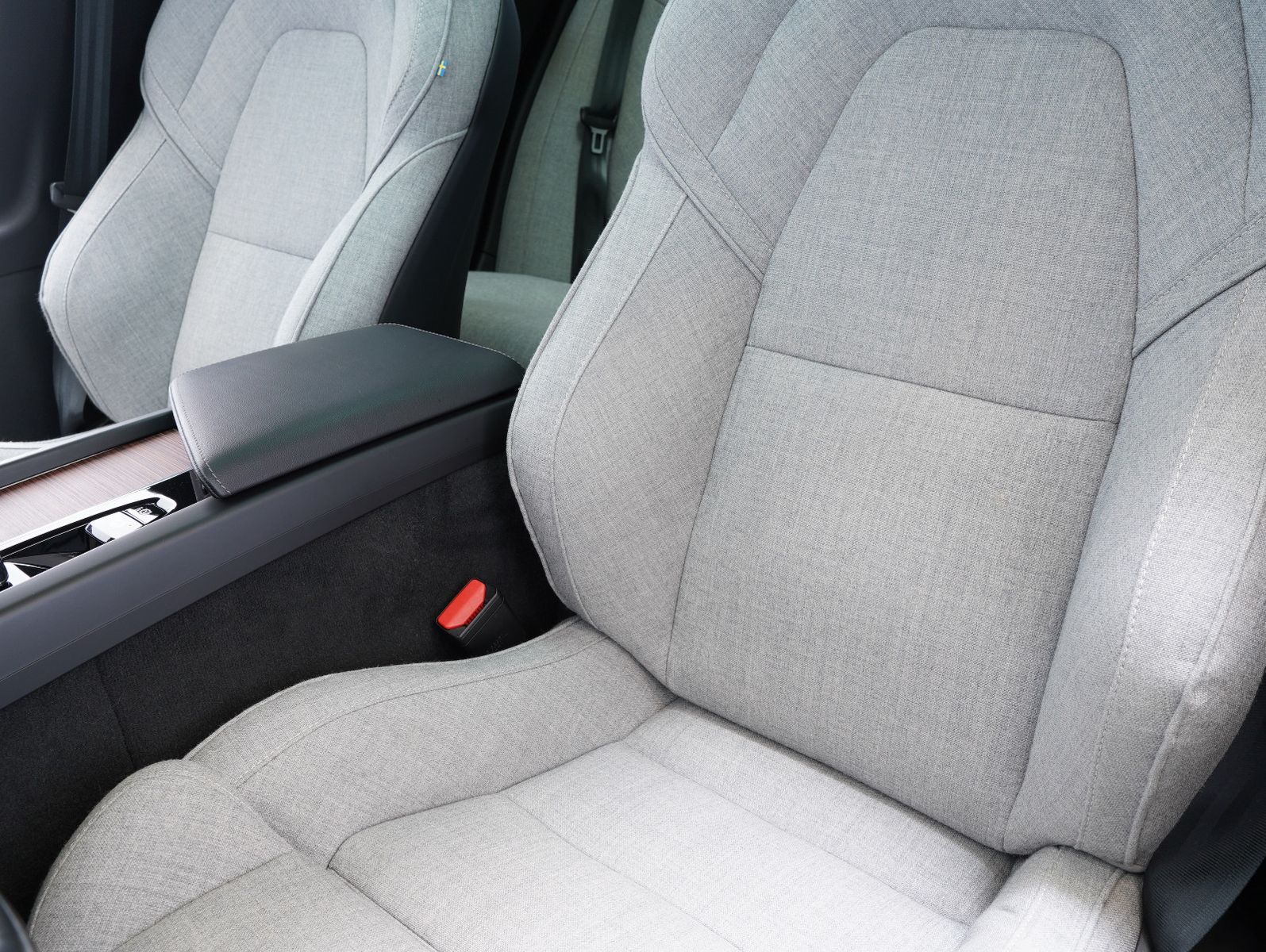 Fahrzeugabbildung Volvo V60 Kombi B4 B Plus Bright LED/PANO/LM19"/360°