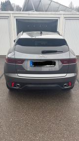 Jaguar E-Pace P250 R-DYNAMIC AWD OPF PanoDachAnhängerku - Jaguar E-Pace von privat