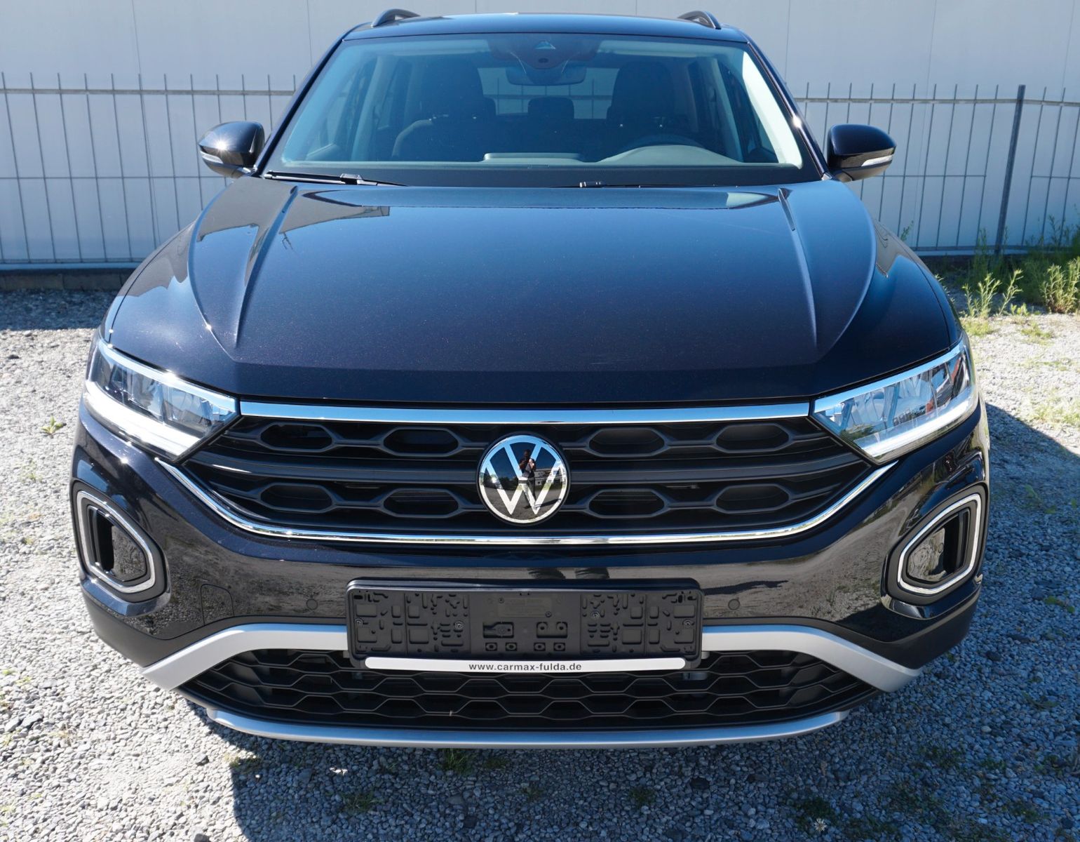Fahrzeugabbildung Volkswagen T-Roc Life Navi,LED,Park/Lane Assist,SH